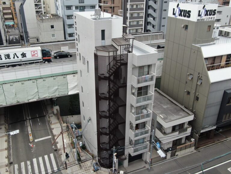 大阪府大阪市    6階建ビル    外壁リフォーム工事